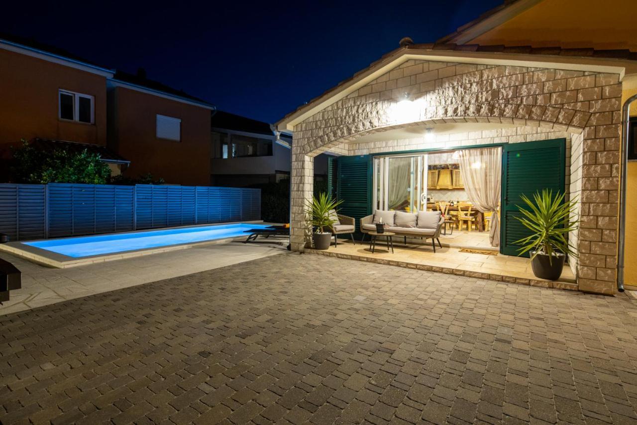 Villa A&A Biograd Na Moru Exterior photo