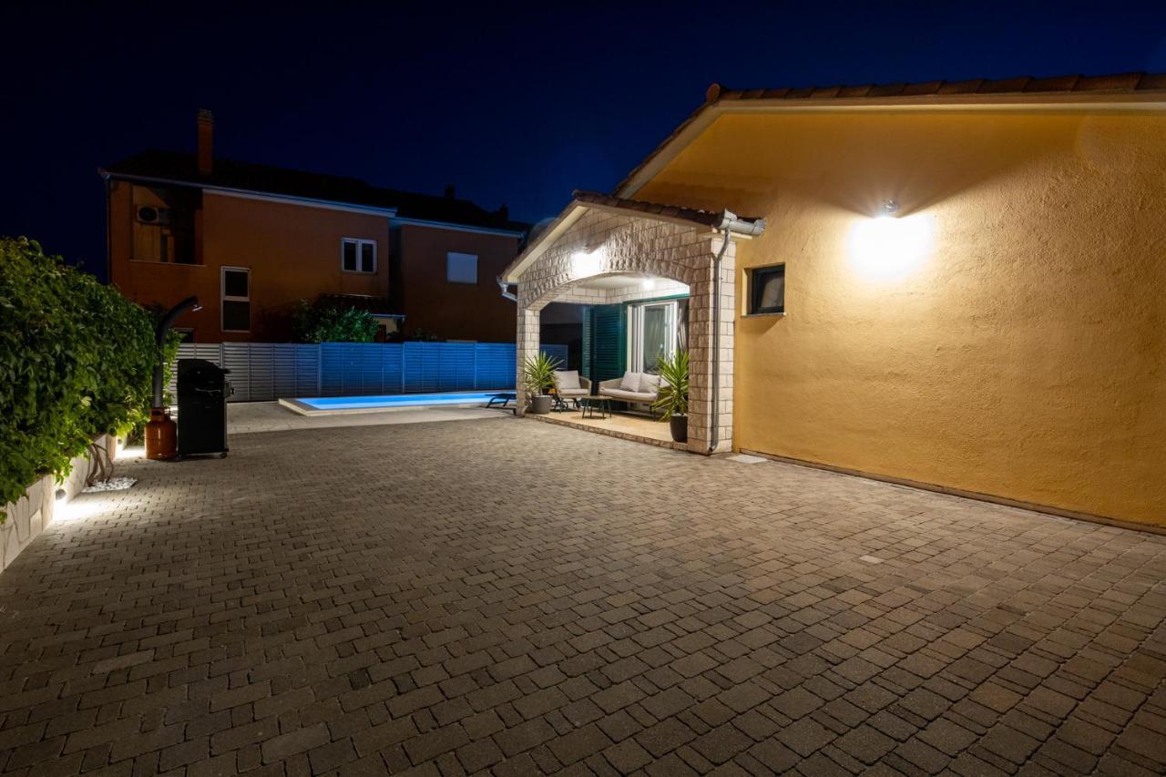 Villa A&A Biograd Na Moru Exterior photo